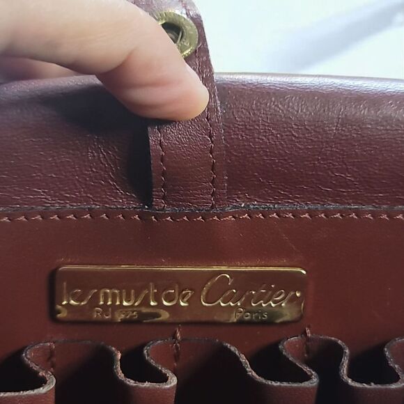 Cartier BORDEAUX and Gold Shoulder SADDLE Bag with Flap Closure VINTAGE - Picture 13 of 16